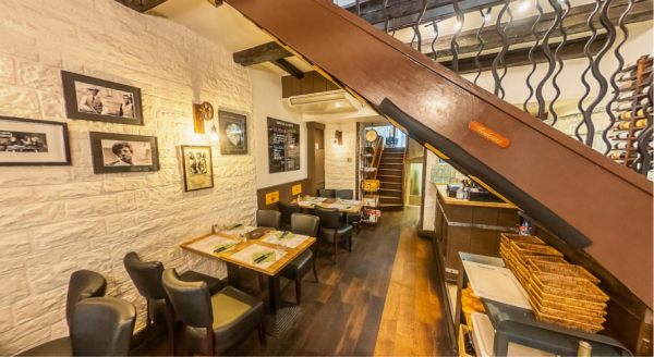 Giorgio E Basta - restaurant SAINT-BONNET-DE-MURE